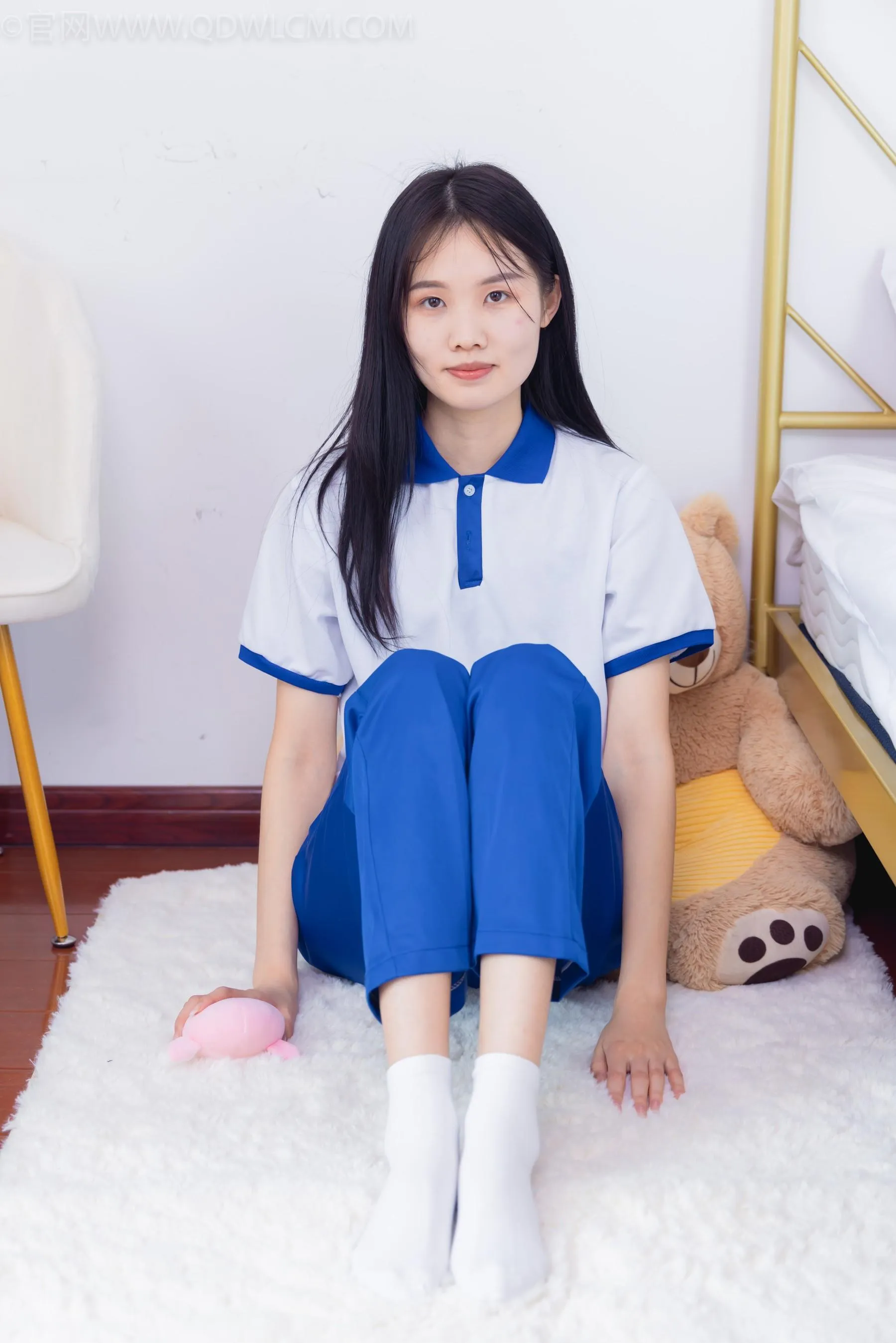 物恋传媒 NO.1515 颜颜-校园时的她 [151P]插图5
